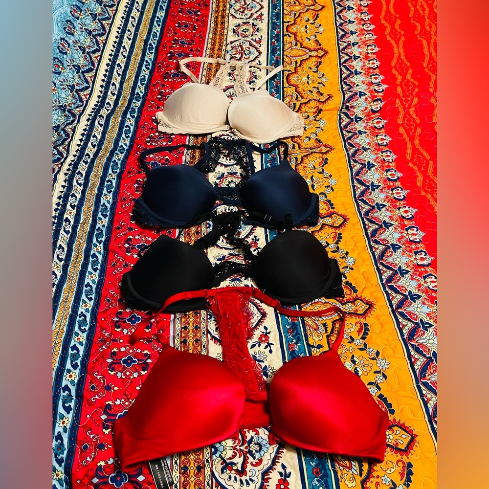 4 Victoria's Secret 34B bras ***SOLD***